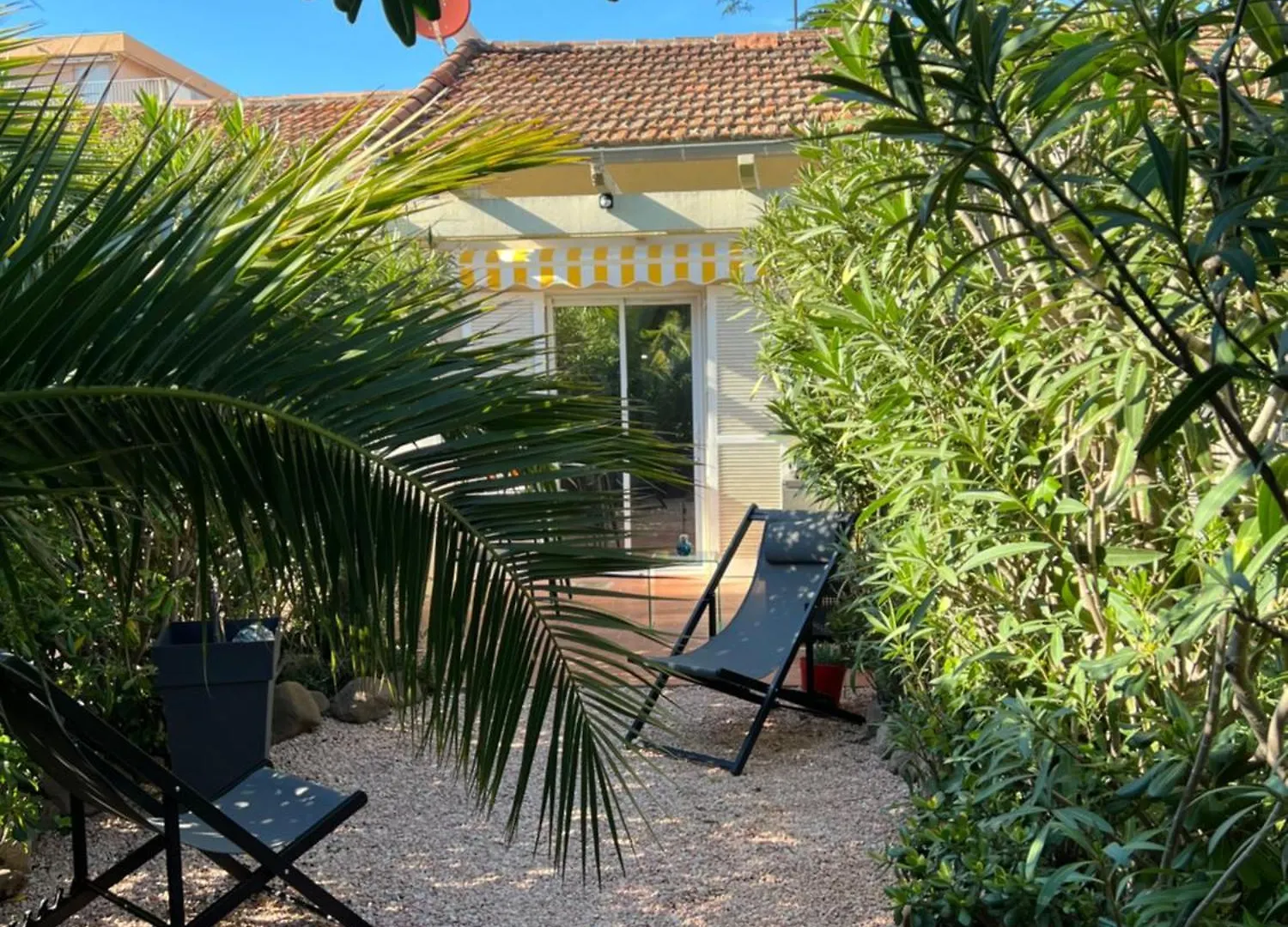 Yugen Palladio - Fully Renovated Studio On A Prime Location, Direct Beach Access, Heated Pool, Private Terrace & Patio, Private Parking Lot Saint-Raphael  0*, Saint-Raphael (Var) France