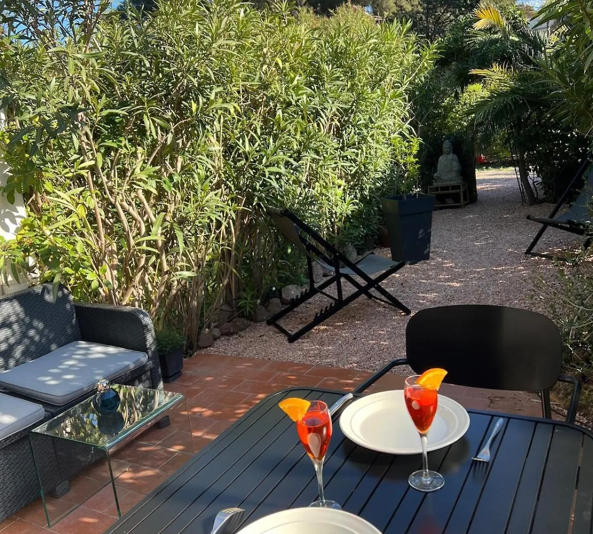 Yugen Palladio - Fully Renovated Studio On A Prime Location, Direct Beach Access, Heated Pool, Private Terrace & Patio, Private Parking Lot Saint-Raphael  0*, Saint-Raphael (Var) France