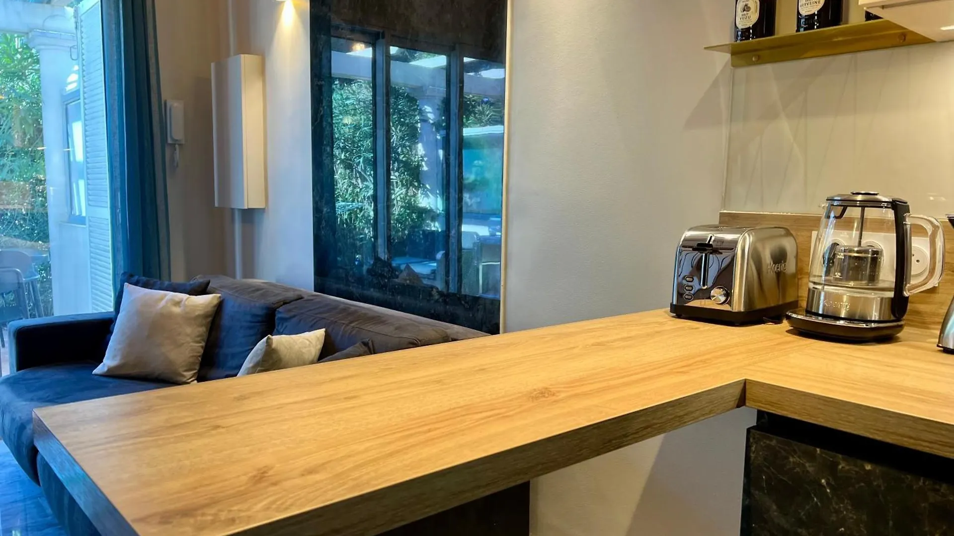 Yugen Palladio - Fully Renovated Studio On A Prime Location, Direct Beach Access, Heated Pool, Private Terrace & Patio, Private Parking Lot Saint-Raphael  0*, Saint-Raphael (Var) France